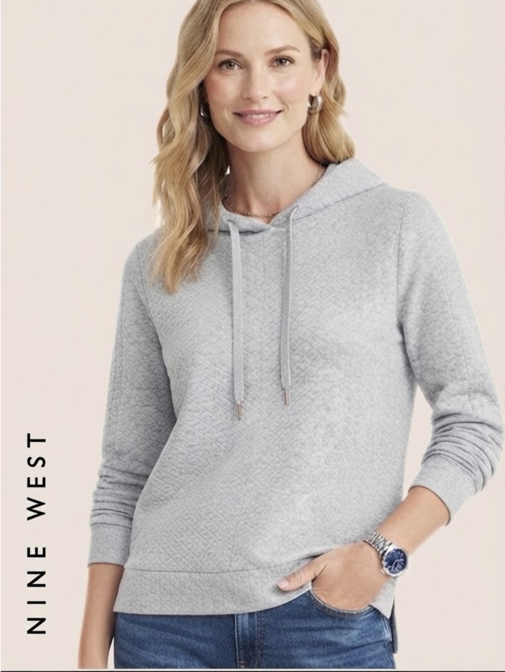Hoodie/Sweater • VGUC
Nine West • Women’s Diagonal Ribbed Pullover Hoodie
